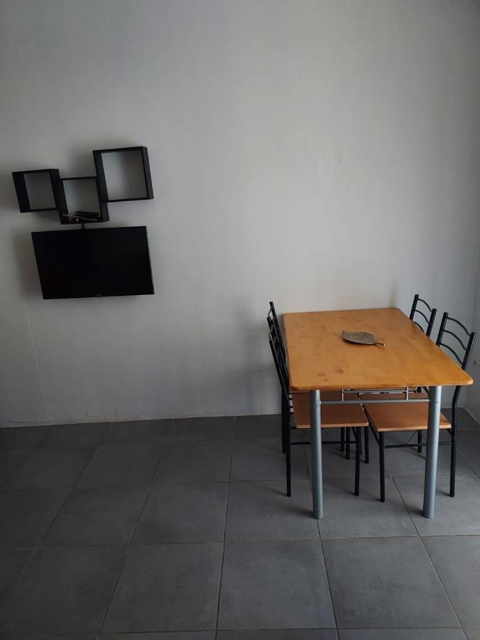 Appartement meublé avec deux chambres Moulins  Exterior foto