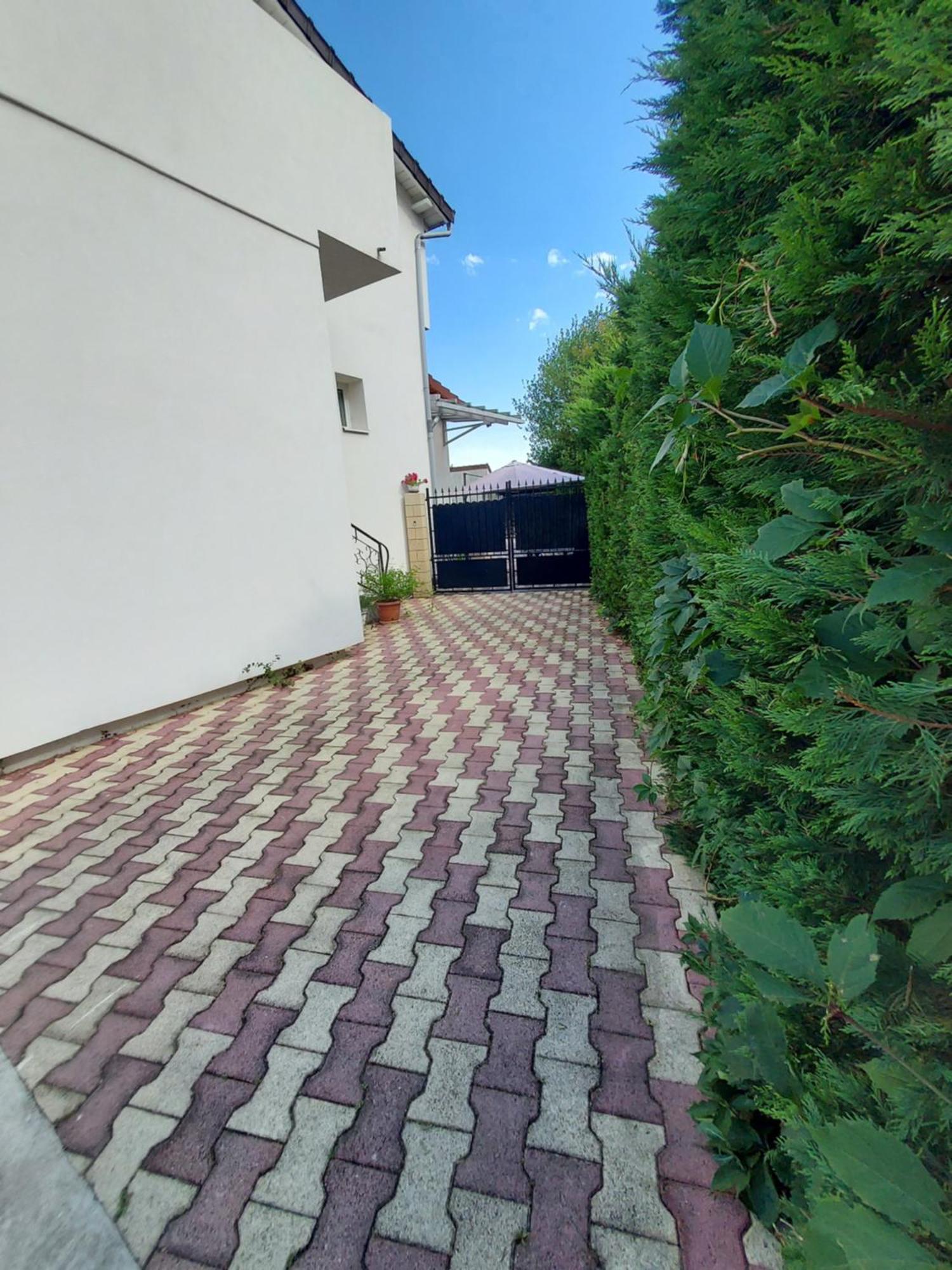Appartement meublé avec deux chambres Moulins  Exterior foto